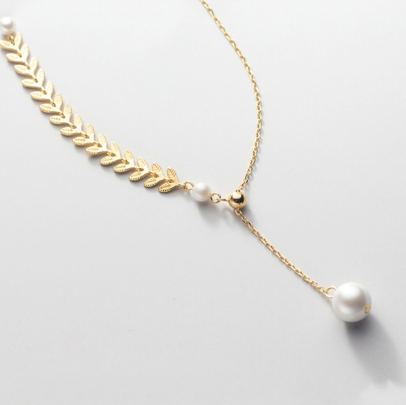 Pretty Silver/Gold Olive Branch with Pearl Adjustable Necklace - Picture 2 of 6